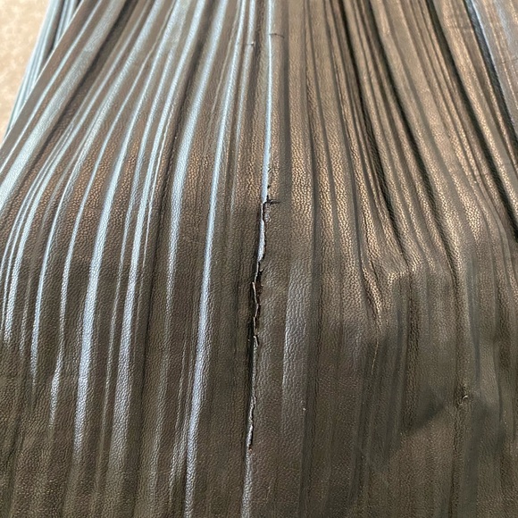 BCBG pleated faux elastic waist leather skirt - Picture 6 of 6